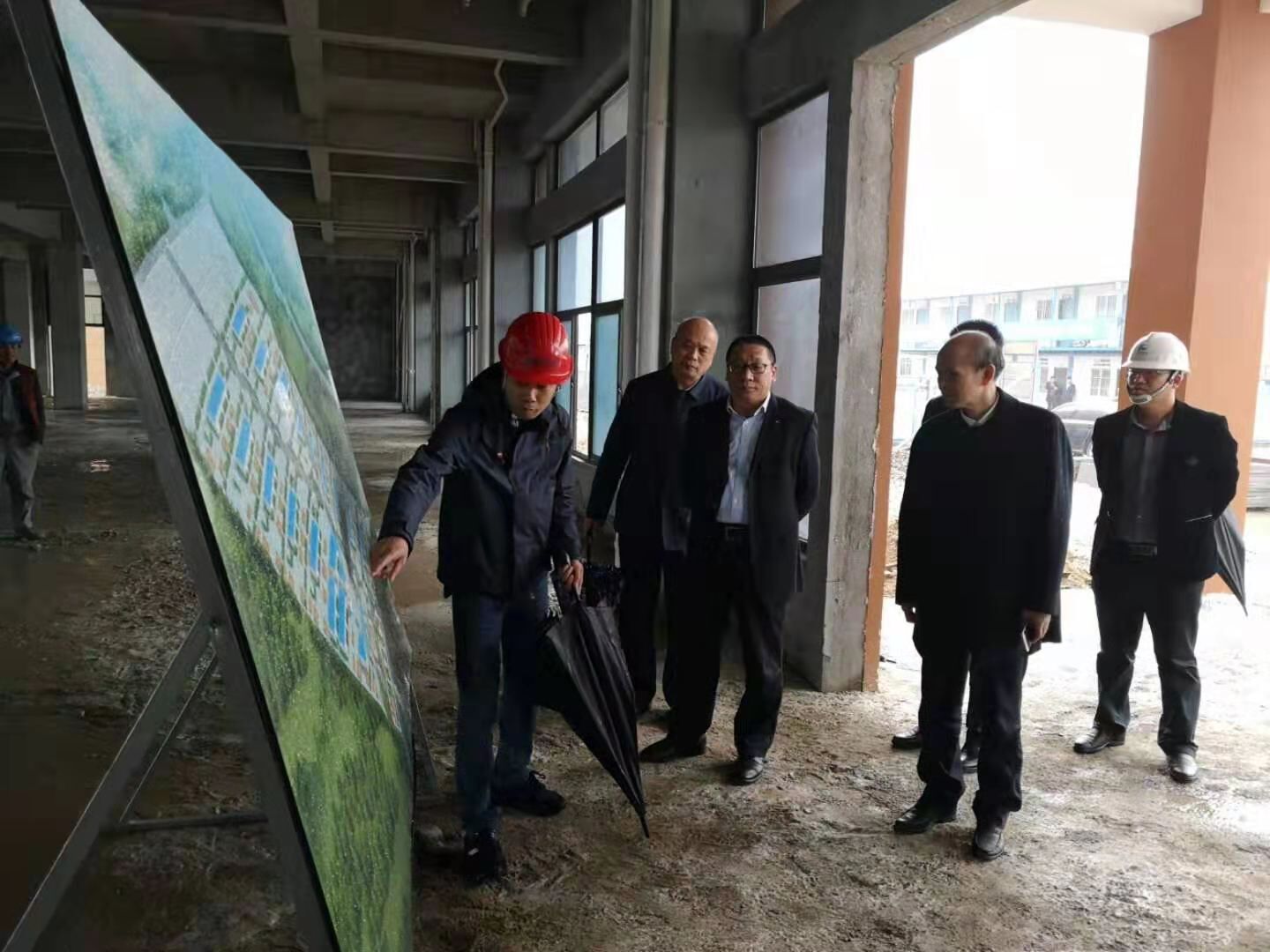 福建交通集團總經理陳可香深入莆田港務集團一線調研 確保第一季度實現開門紅.jpg