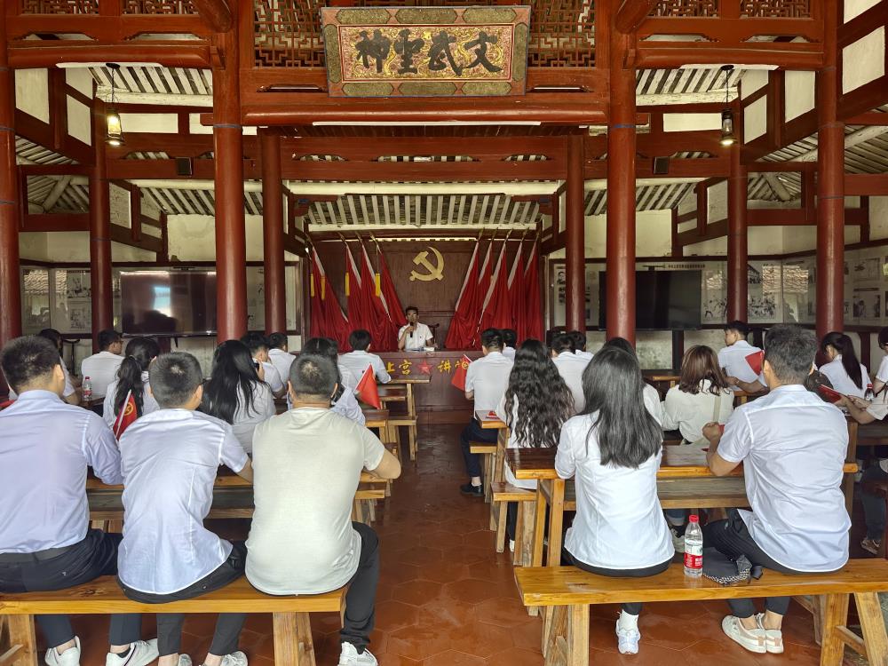 13主題團(tuán)課.jpg 13主題團(tuán)課.jpg